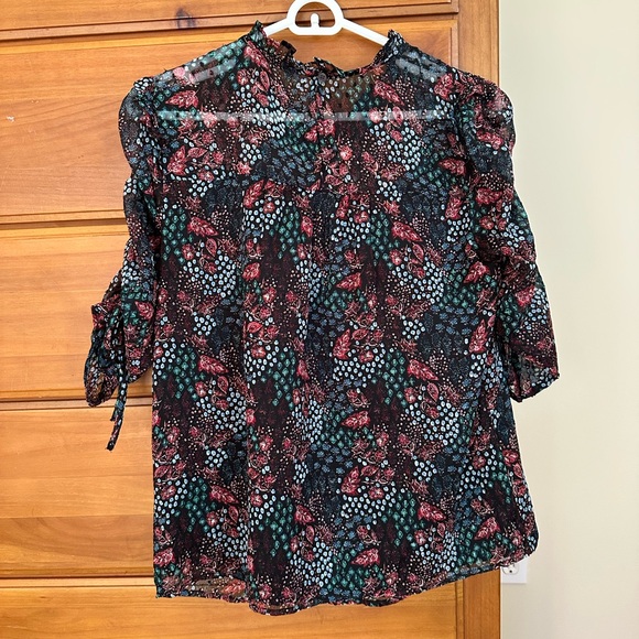 Loft Blouse - Picture 2 of 2